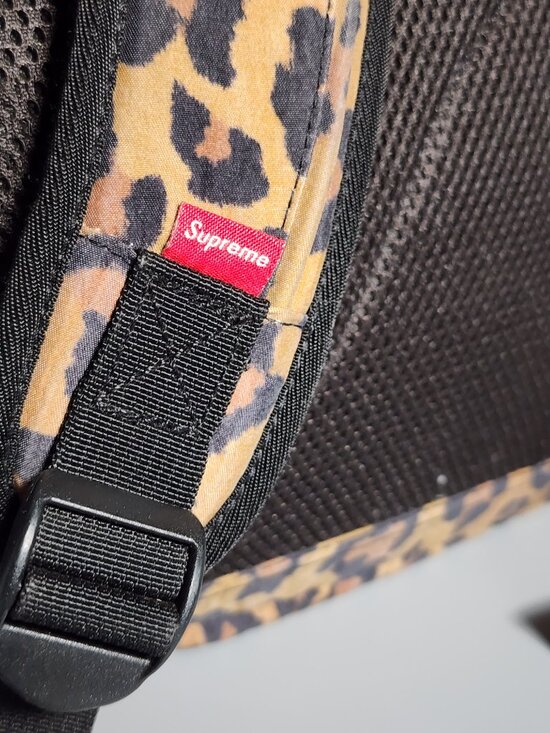 Supreme Leopard Backpack Authentic main image 11
